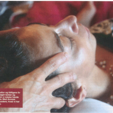 Artikel i Nyt Aspekt 2014 Helle Maximilla Antares - house of change copy_1