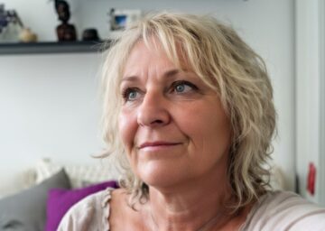 eva dalhoff hendes verden 2012Generated Image September 06, 2025 - 1_55PM-red